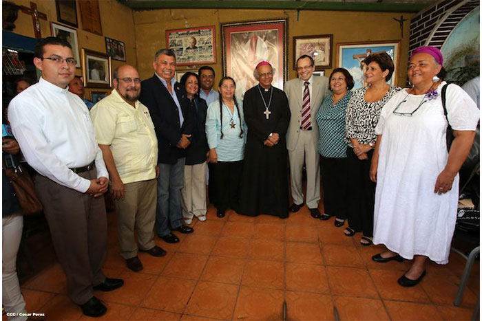 Asamblea entrega reconocimiento al Cardenal Brenes por su reciente nombramiento  