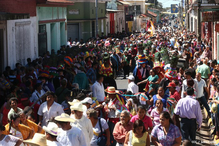 Carazo festeja alegre Tope de Santos en honor a ‘Guachán’