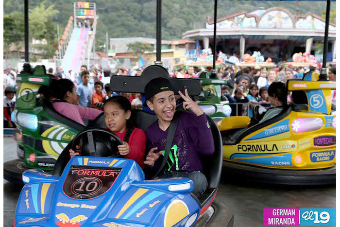 Familias jinoteganas muy contentas con Parque de la Niñez Feliz   