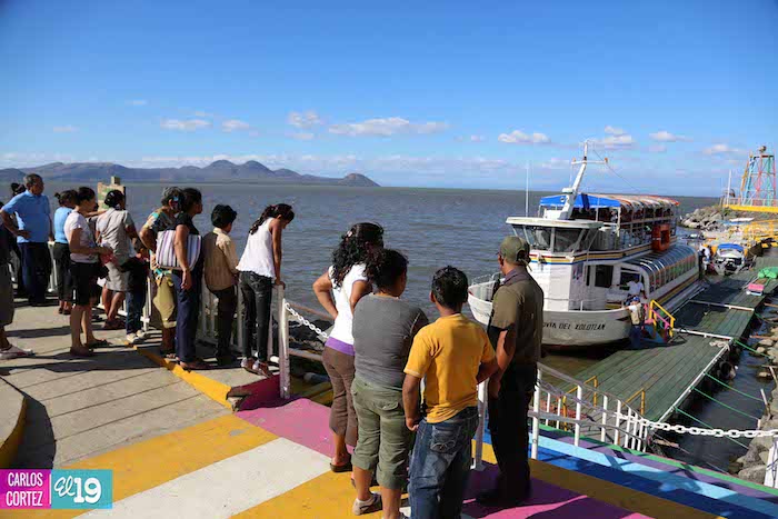 Familias culminan fin de semana visitando el Puerto Salvador Allende  