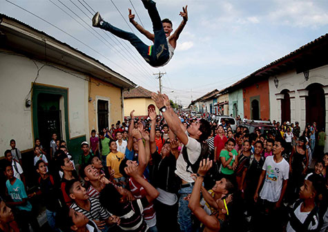 Leoneses recuerdan a mártires de Veracruz
