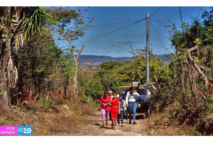 Gobierno Sandinista electrifica dos comunidades rurales de San Isidro