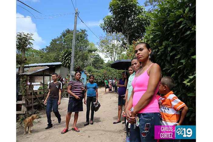 Comunidades de San Juan del Río Coco celebran electrificación