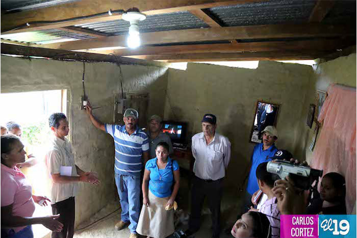 Comunidades de San Juan del Río Coco celebran electrificación