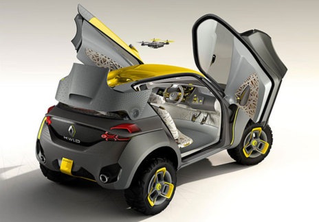 Renault presenta al público el primer coche con un 'drone' incorporado