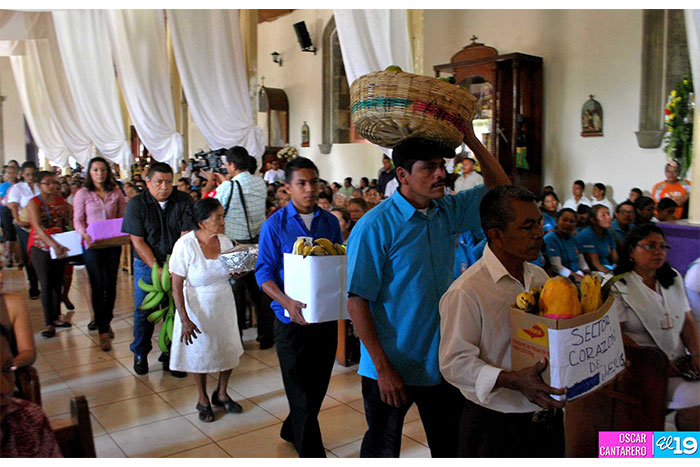 Católicos de La Concha celebran a la Virgen de Monserrat