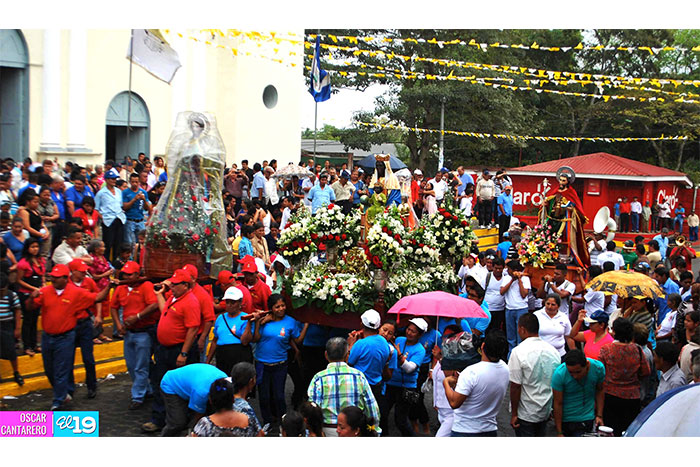 Católicos de La Concha celebran a la Virgen de Monserrat