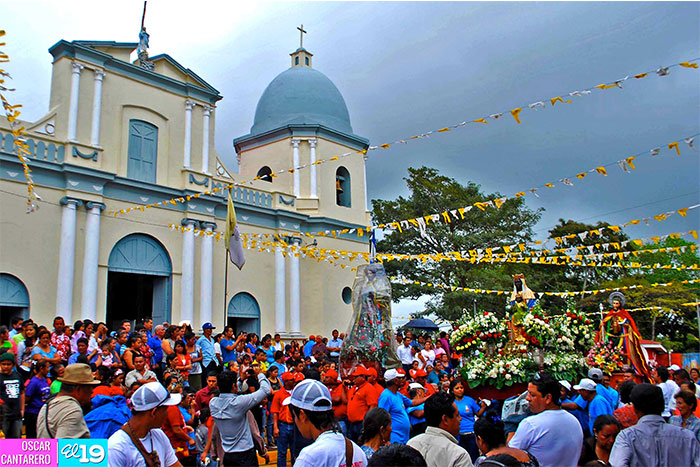 Católicos de La Concha celebran a la Virgen de Monserrat