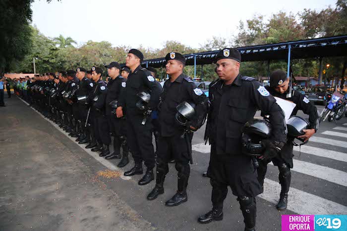 Policía Nacional garantiza seguridad de los alumnos