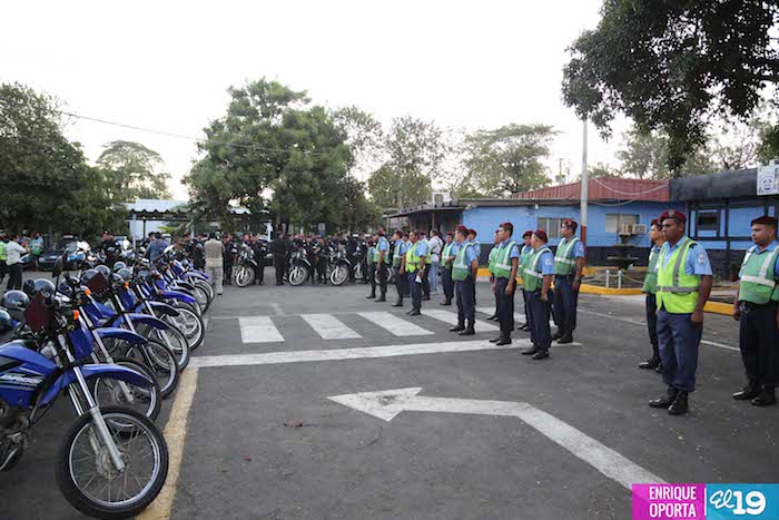 Policía Nacional garantiza seguridad de los alumnos