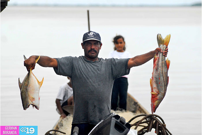 Gobierno Sandinista promueve financiamiento a pescadores de la RAAS