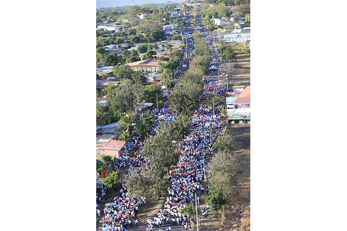 Juventud realiza caminata en honor al General Augusto C. Sandino