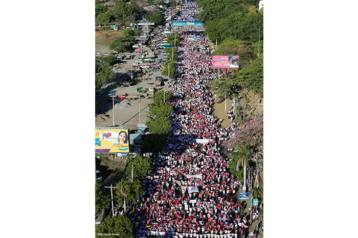 Juventud realiza caminata en honor al General Augusto C. Sandino