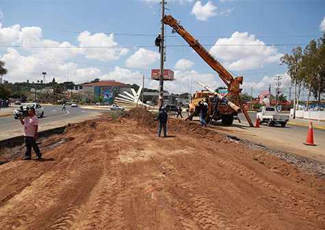 Ciudadan@s destacan trabajos de embellecimiento en Avenida Bolívar