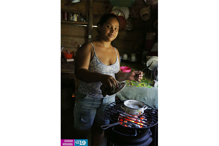FSLN cierra campaña en Bilwi sosteniendo encuentros con familias