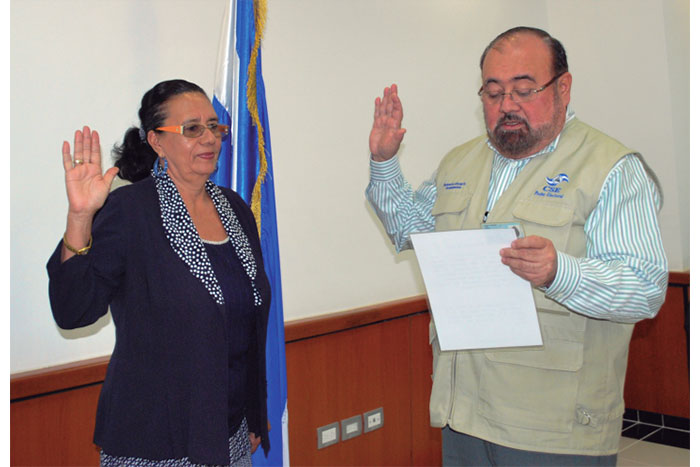 Gobierno Sandinista proporciona seguridad jurídica a familias de Nindirí al entregarles sus títulos de propiedad