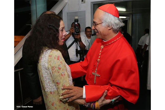 Presidente Daniel y Compañera Rosario reciben a Su Eminencia Cardenal Leopoldo Brenes (EL 19 TV)