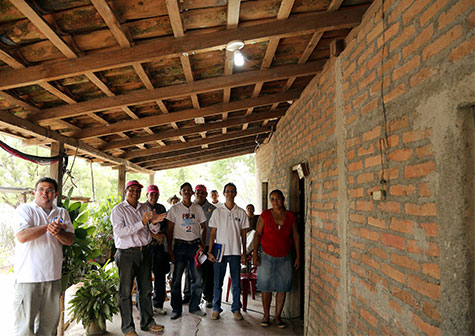 Luz eléctrica lleva alegría a comunidad rural de Nueva Segovia