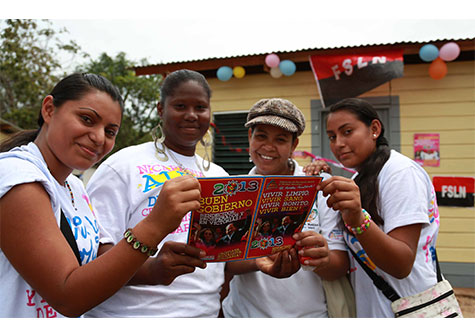 Familias de Corn Island salen del suampo y estrenan Viviendas Dignas