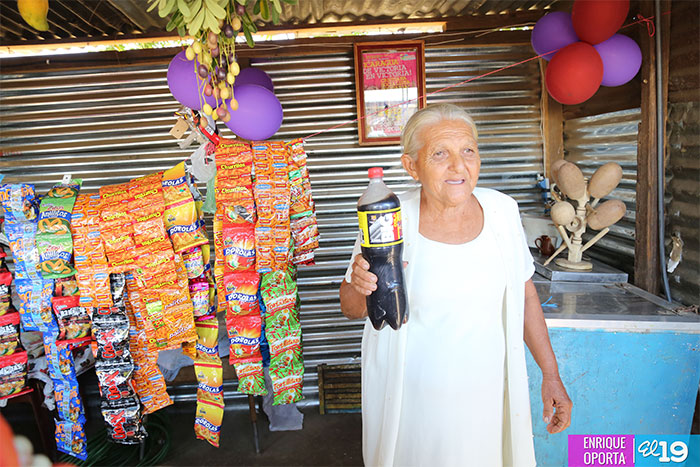 Familias de Mateare cuentan con nuevo servicio de energía eléctrica en sus viviendas