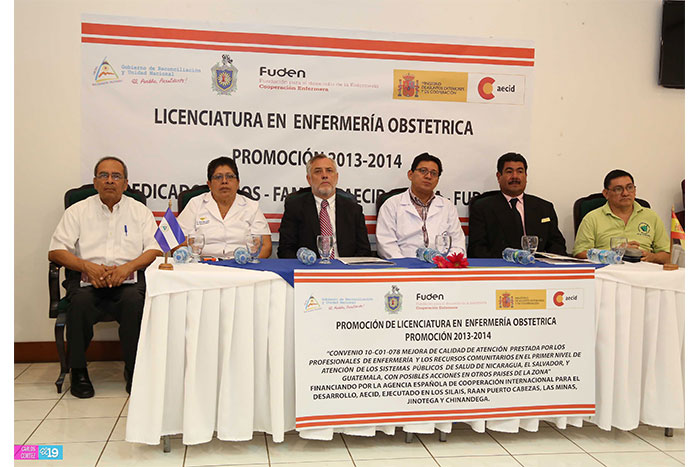Realizan graduación de Enfermeras Obstetras que atenderán a mujeres que habitan en zonas rurales