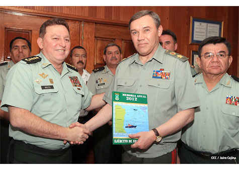General Avilés se reúne con delegación militar de alto nivel de Rusia