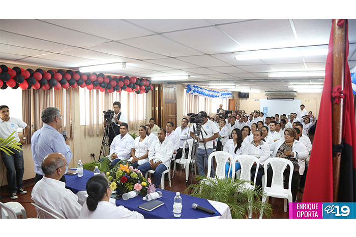 Inicia curso de especialidades médicas