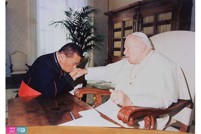 Juan Pablo II, el Papa Caminante, de la Paz y Evangelizador