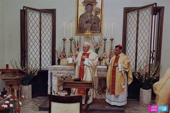 Juan Pablo II, el Papa Caminante, de la Paz y Evangelizador