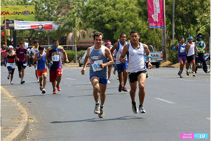 Realizan maratón de bienvenida al verano