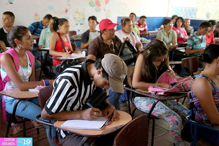 Secundaria en el Campo garantiza desarrollo académico de la juventud