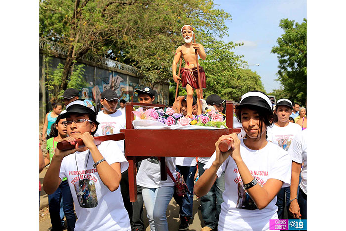 Familias y parroquias participan de festividad de San Lázaro