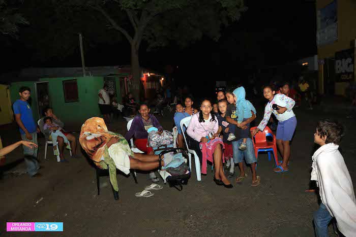 Gobierno evacua a familias de escombros de Managua y sector ‘El Hoyo’, tras terremoto de 6.2 y réplicas