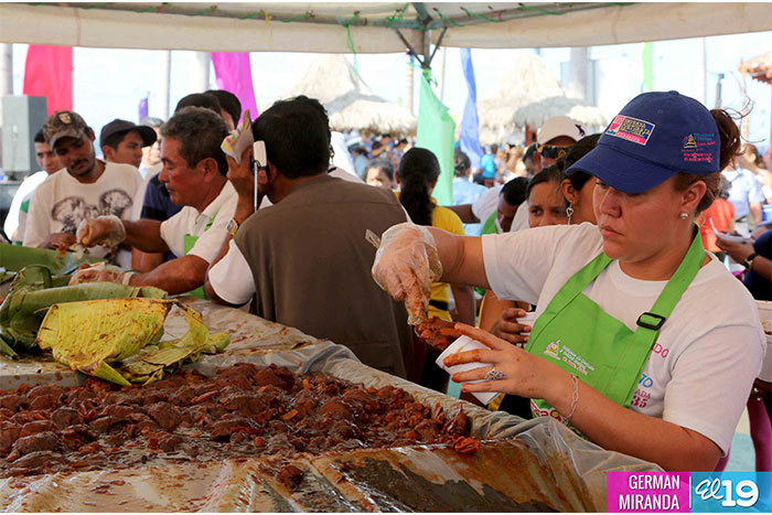 Más de 8 mil nicaragüenses disfrutan del almíbar más grande en puerto Salvador Allende