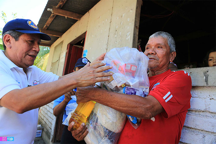 Familias aledañas al Volcán Momotombo resurgen de los escombros, tras sobrevivir a tres terremotos   