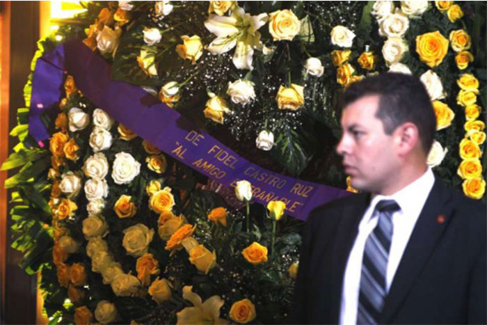 Mariposas amarillas le dieron a Gabo un jubiloso adiós en México