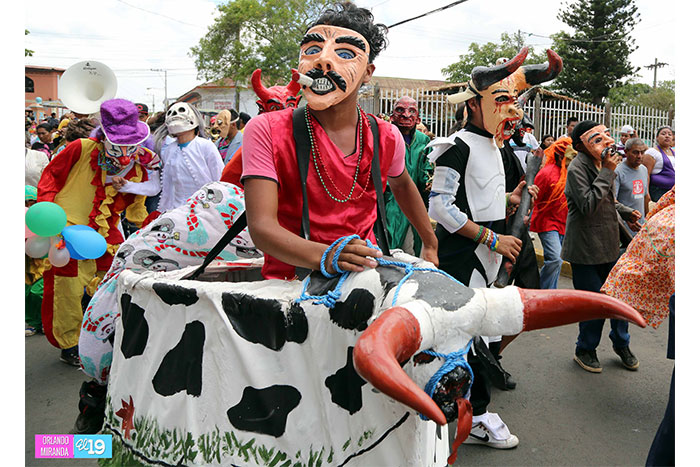 Sanmarqueños celebran a su Santo Patrono en el tradicional Tope de los Santos