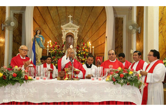 Cardenal Brenes oficia solemne misa en honor a San Marcos Evangelista