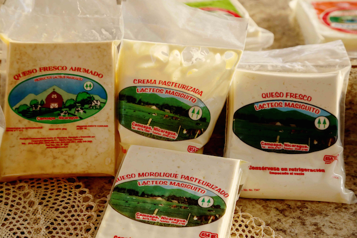 Boaco presenta sus productos en Feria Departamental en la Avenida de Bolívar a Chávez
