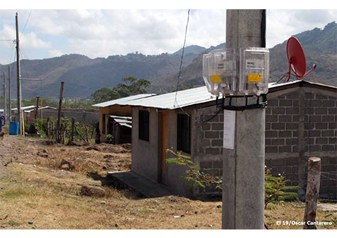 Energía alumbra el desarrollo de más comunidades en Jinotega 
