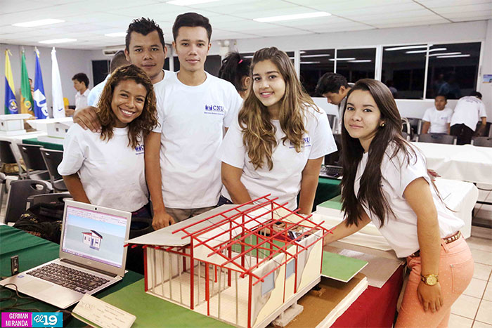CNU presenta modelos de viviendas resistentes a sismos
