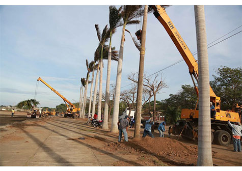 Familias satisfechas con avance de trabajos en Paseo Xolotlán y Avenida Bolívar 