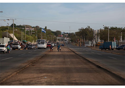 Familias satisfechas con avance de trabajos en Paseo Xolotlán y Avenida Bolívar 