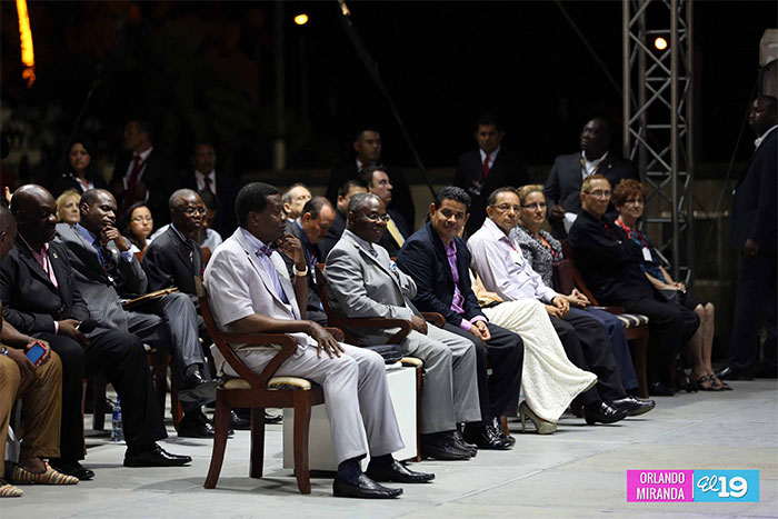 Comunidad evangélica clama bendiciones y sanidad para los nicaragüenses