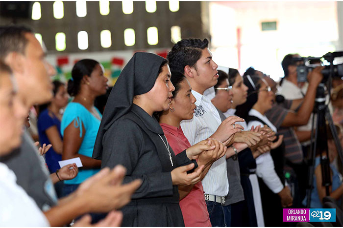 Cardenal Miguel celebra misa en honor a María Auxiliadora