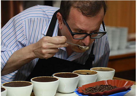 Director de OIC visita beneficios cafetaleros de Matagalpa