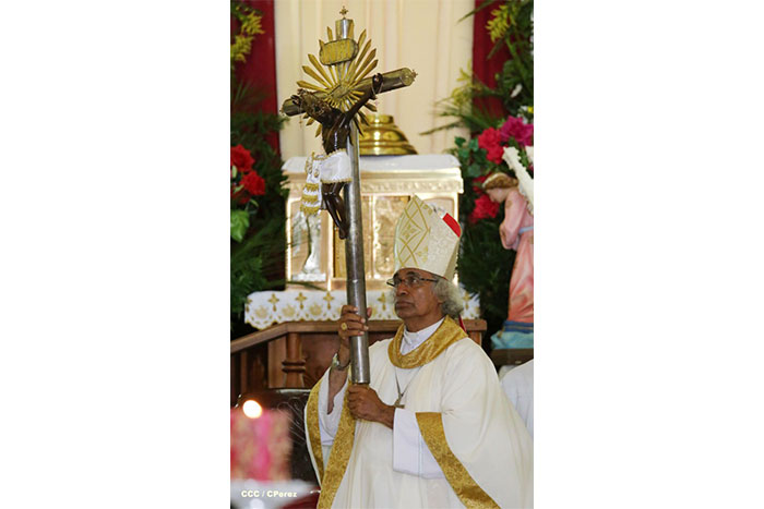 Pueblo católico de El Sauce recibe con júbilo al Cardenal Brenes