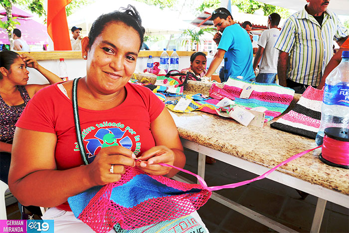 Rivas deleitó a capitalinos con sus productos y cultura en Tiangue de la Avenida de Bolívar a Chávez