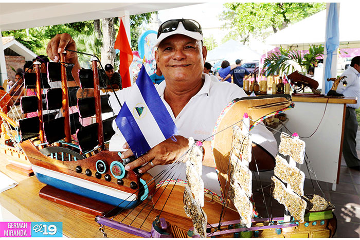 Rivas deleitó a capitalinos con sus productos y cultura en Tiangue de la Avenida de Bolívar a Chávez