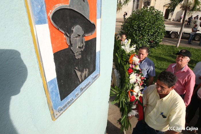 Leoneses inician conmemoraciones y celebraciones del 35/19 